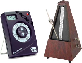 Digital metronom (Qwik Time) og mekanisk metronom (Wittner 814WAL)